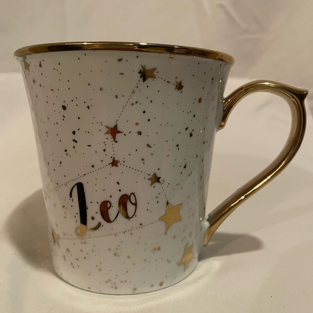 Gold and White Leo Constellation Mug
